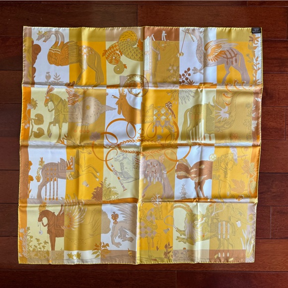 Authentic Hermes Silk Scarf 90CM - Picture 4 of 9